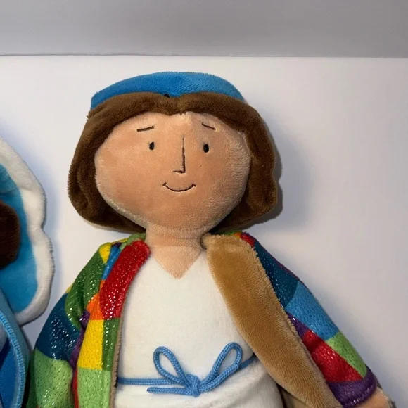 Set of 3 Hallmark Plush Biblical Figures - Jesus, Joseph, Mary with baby Jesus - Picture 7 of 13